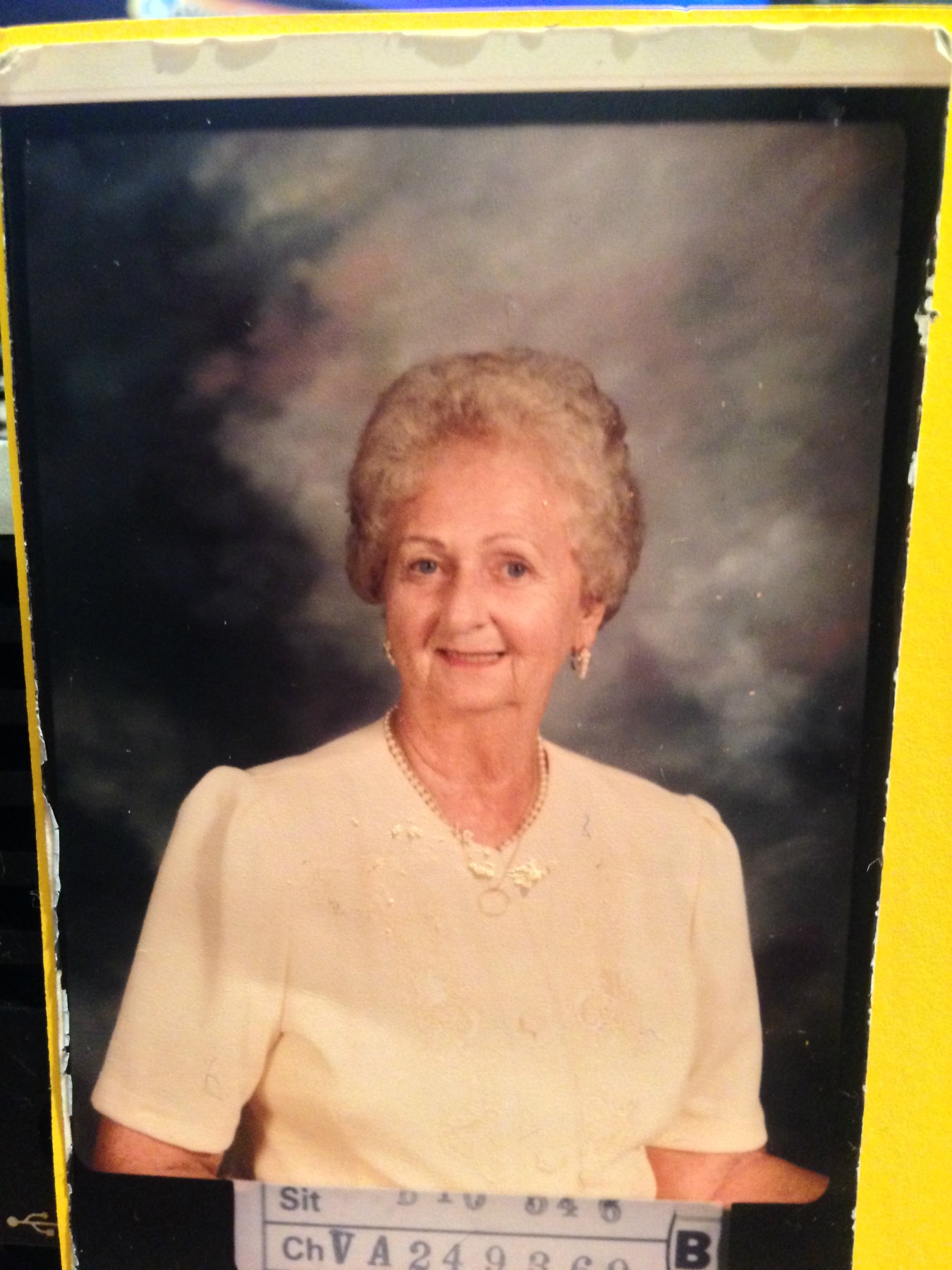 Avis de décès de Dorothy Elliott Gary