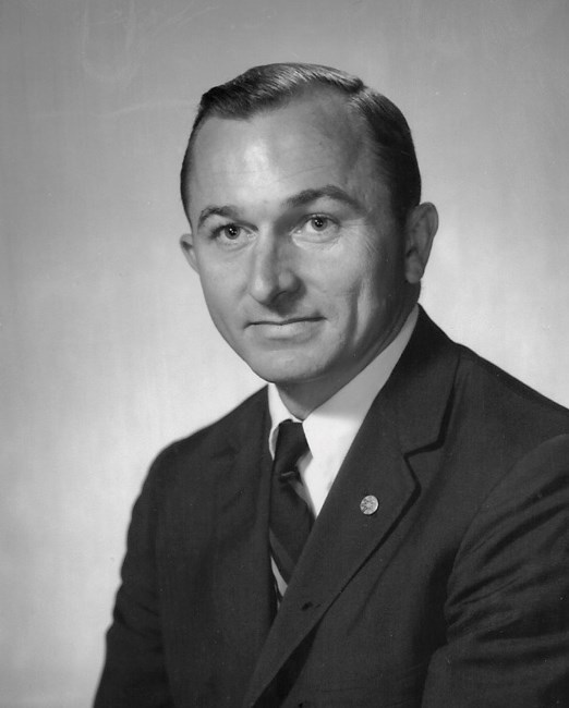 Obituary of Doyle Edwin Hull