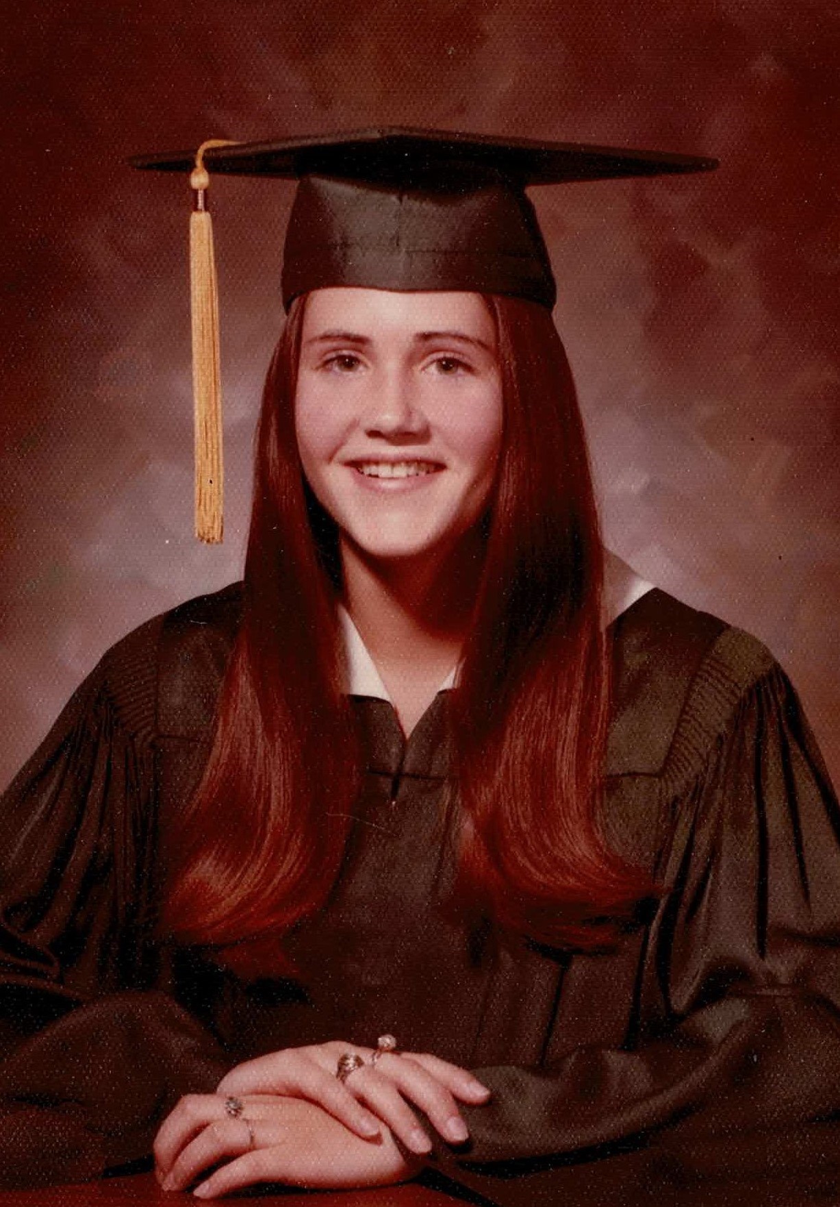 Obituary of Debbie Hoelscher