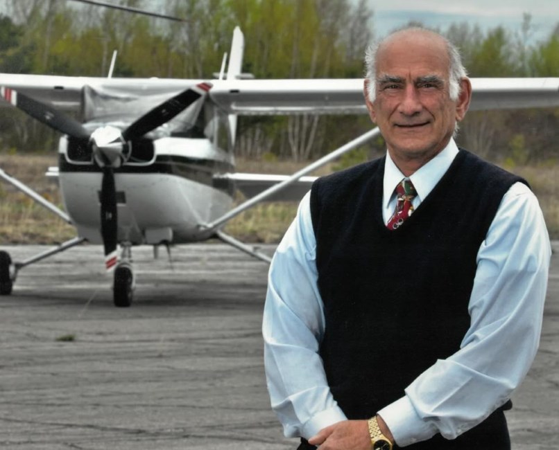 Obituario de Edward Abdallah Maloof