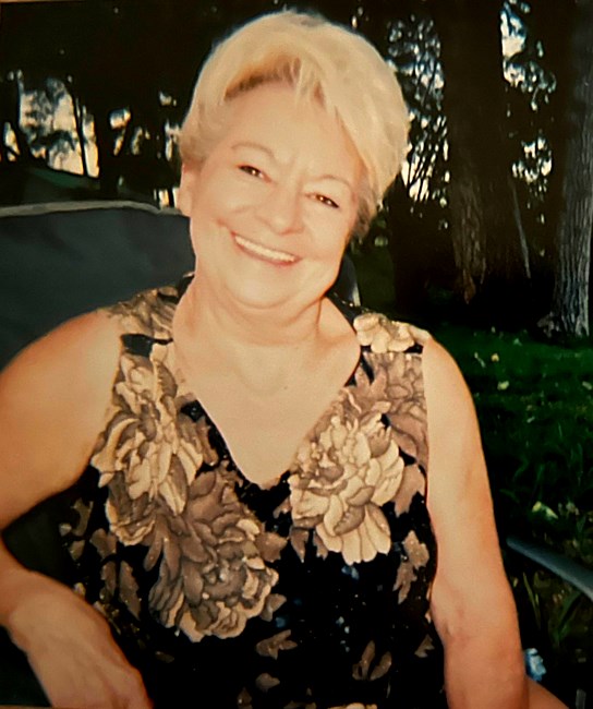 Obituary of Shirley "Mema Moose" Ann Miller