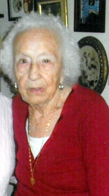 Obituary of Carmen Goslin