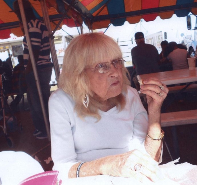 Obituary of Virginia I. Kloetzer