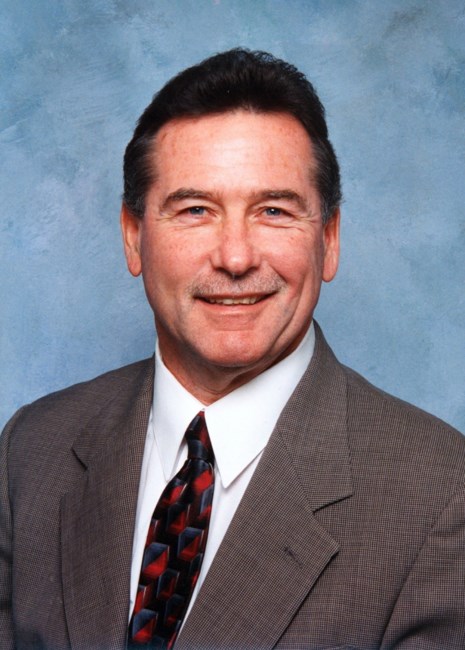 Avis de décès de Carl "Chuck" W. Edwards Jr.