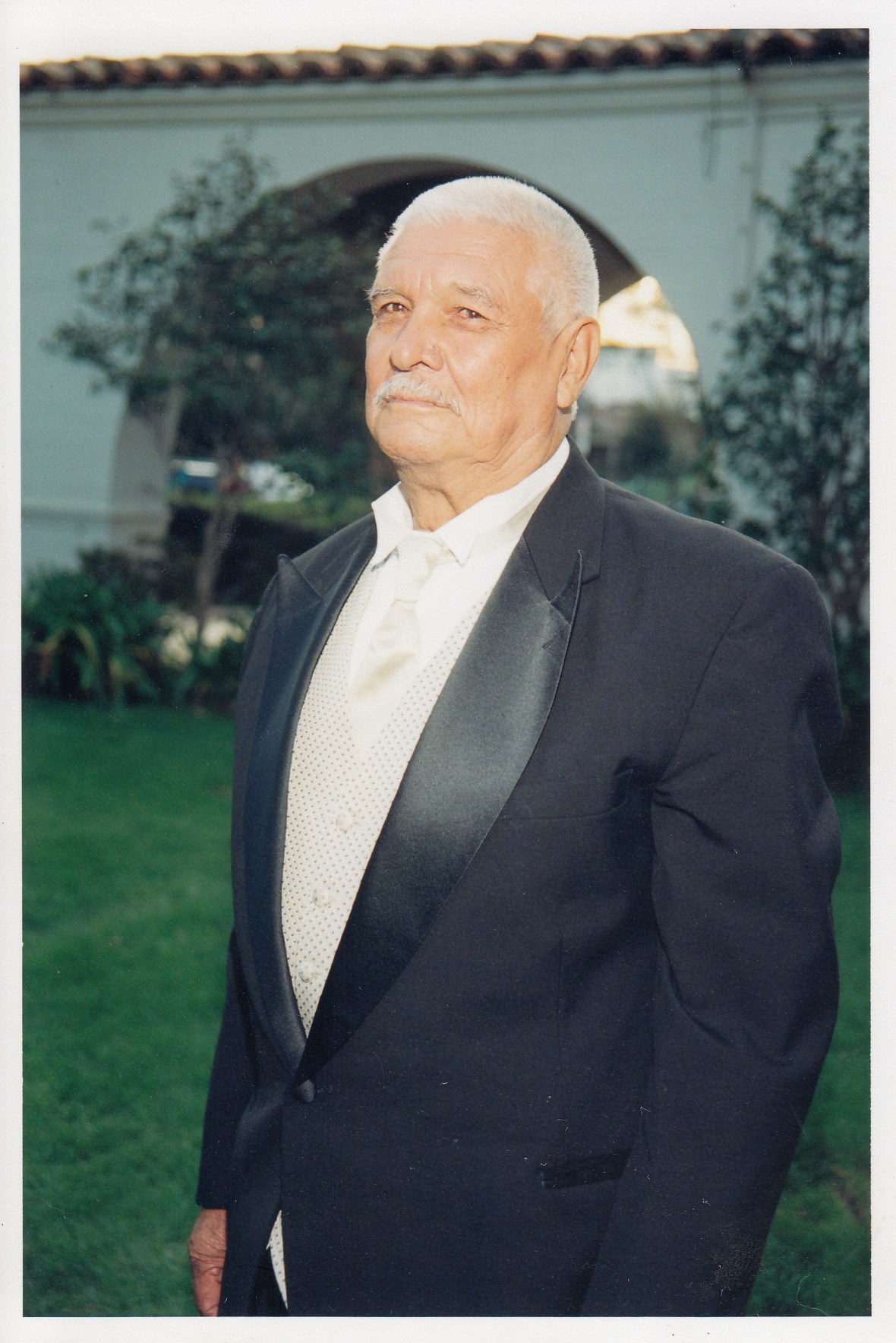 Avis de décès de Antonio Valladolid