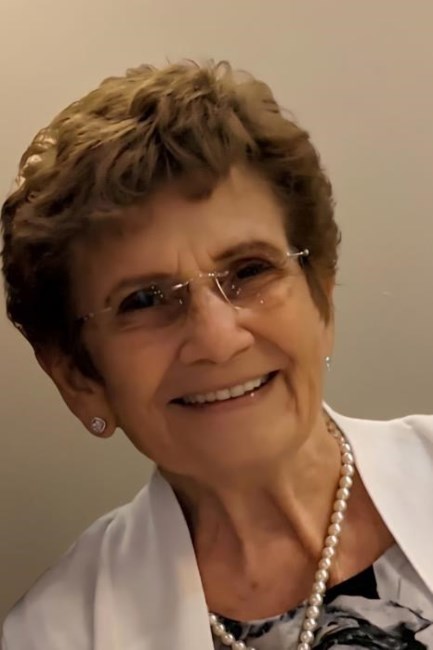 Obituary of Angela Lee Kadnar