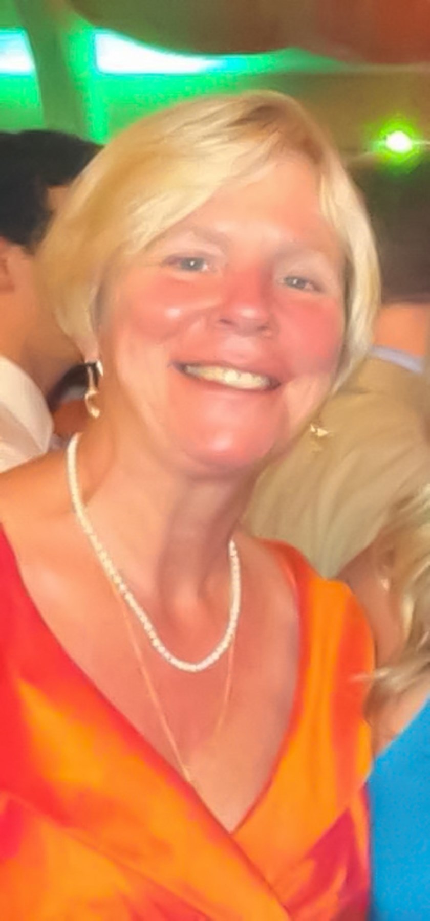 Obituary of Carolyn Gibbes White