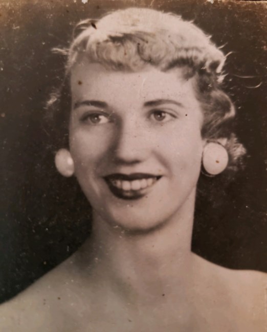 Obituary of Lois Ann Mccarty