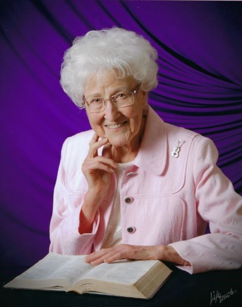 Obituary of Esther Lee Maddox