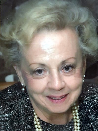 Obituario de Georgette B. Escutia