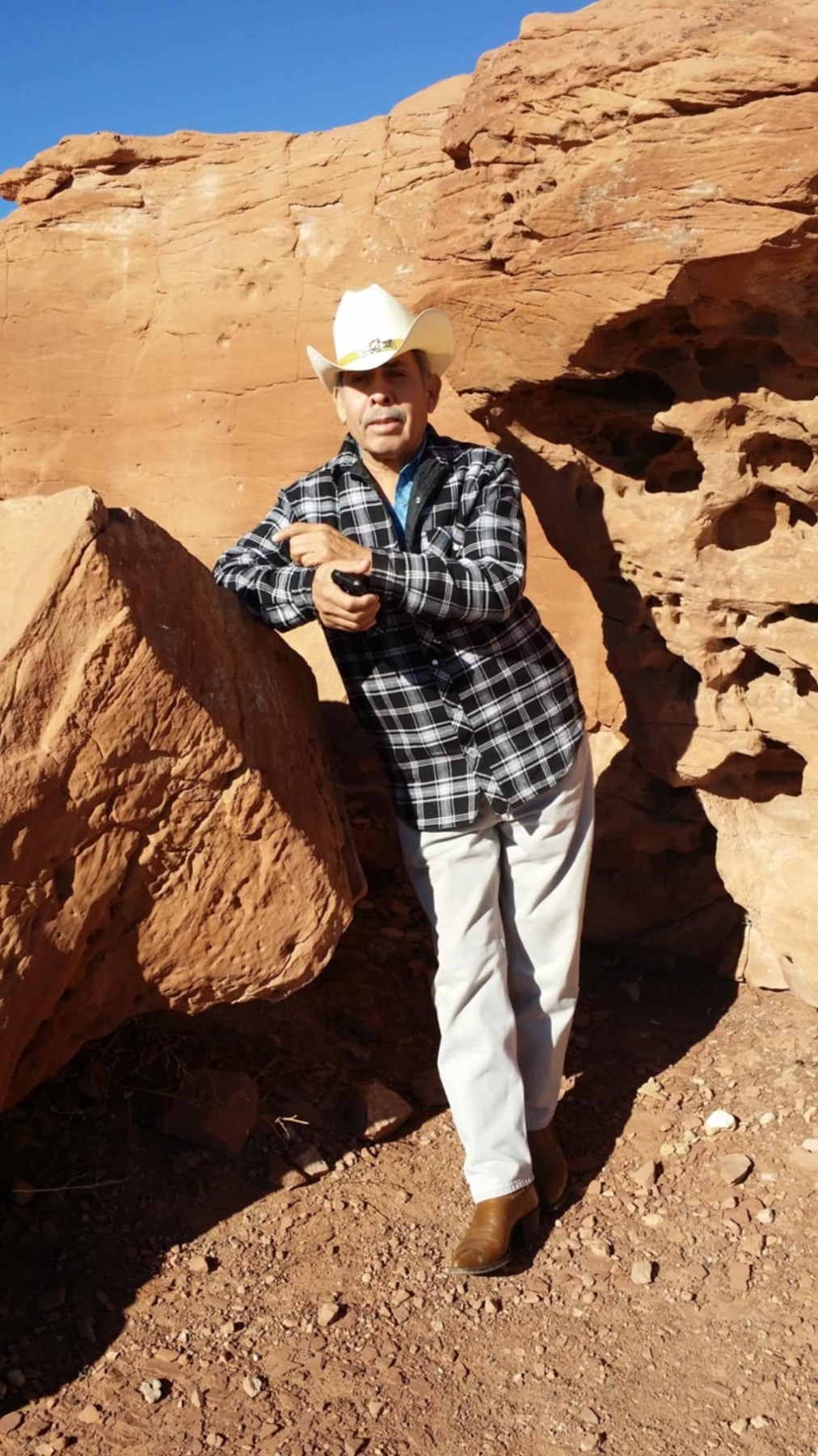 Obituary of Leopoldo Soto Gamiz