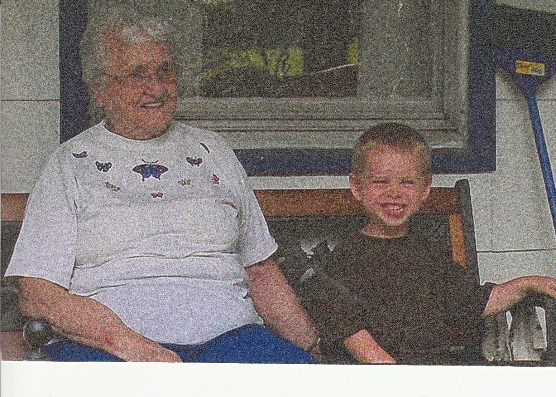 Obituary of Ms. Evelyn Perkins