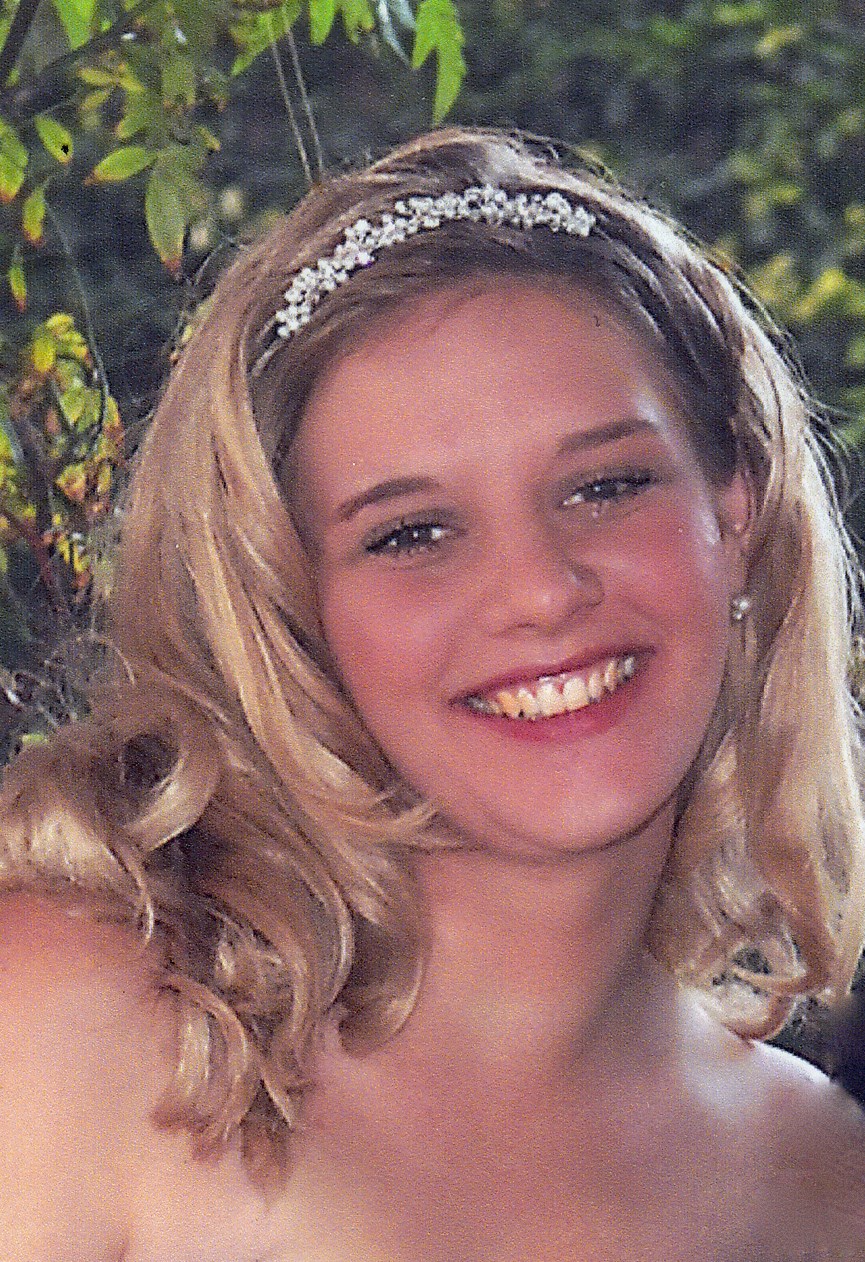 Obituary of Jennifer Brooke Batton