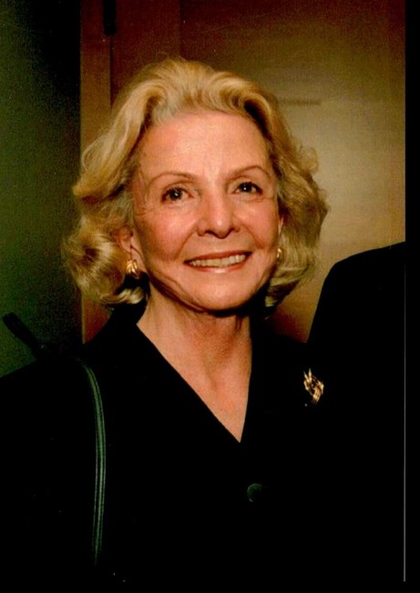 Obituary of Dorothy T Crawley