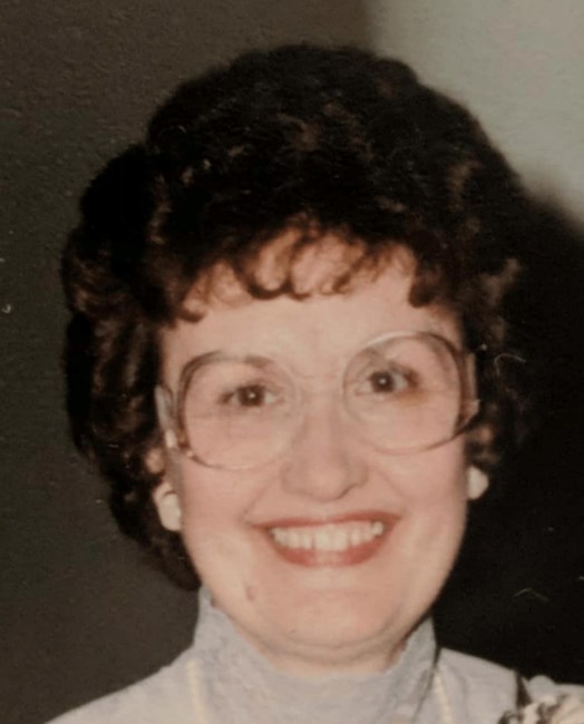 Obituario de Wanda Faye Molenaar