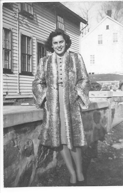 Obituary of Estelle P Beland