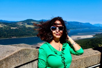 Obituary of Marina Flores