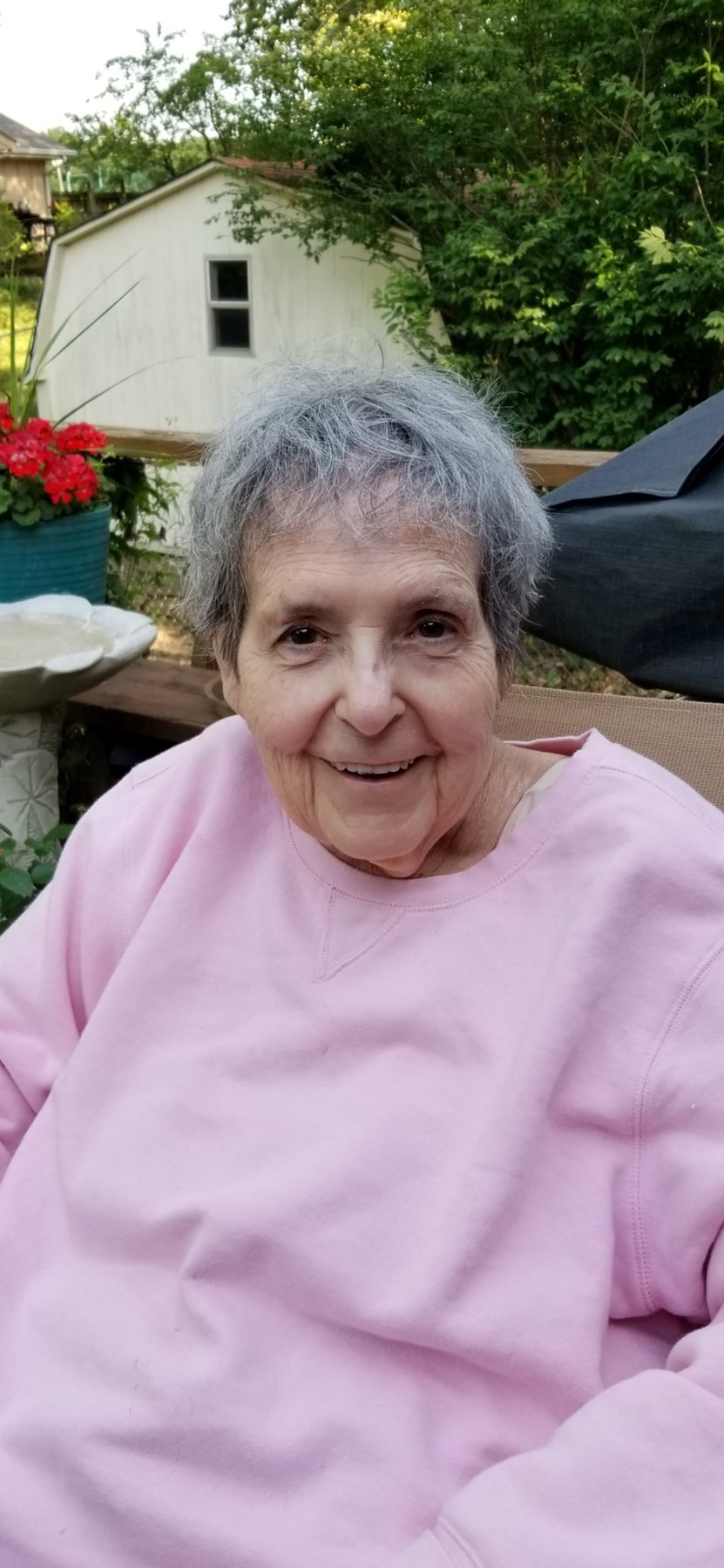 Obituario de Sharon Dorothy Shields