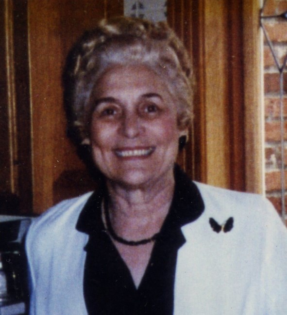 Obituary of Ouida Mae Lockwood Swenson