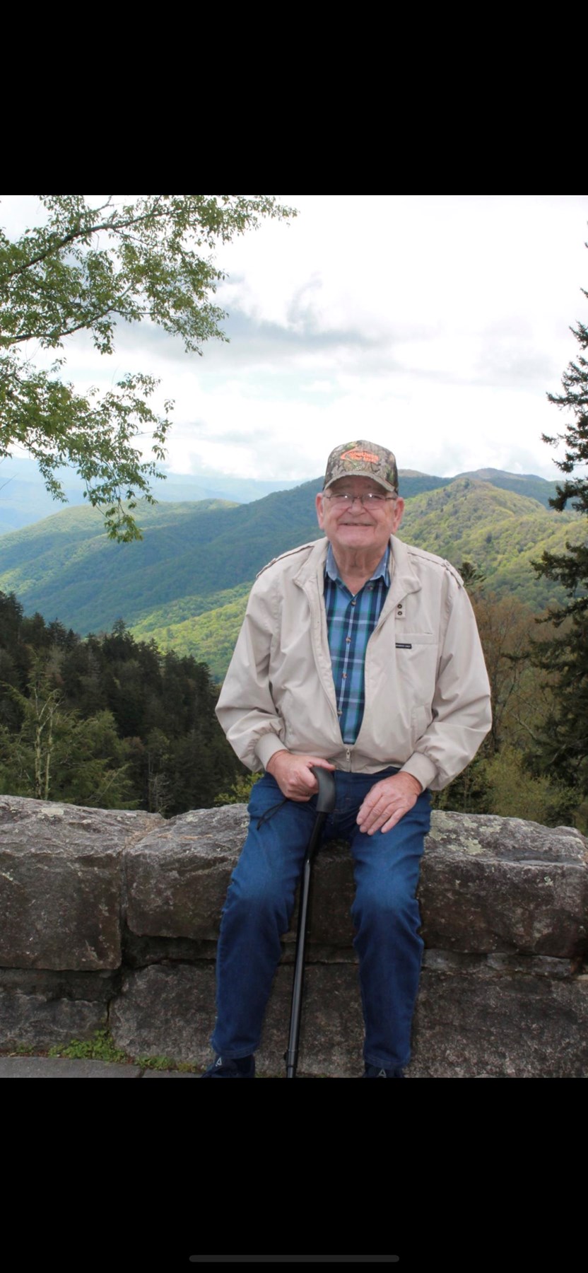 Avis de décès de James J. Walters