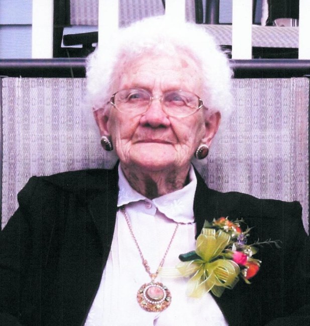 Obituary of Edna E Moon Dean