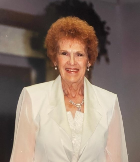 Obituary of Alma L Lufcy