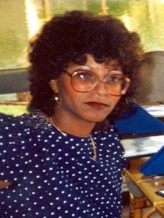 Obituary of Yvonne "Bright" (Barnett) Craver