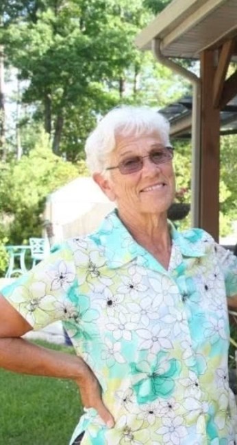 Obituary of Maxine Smith