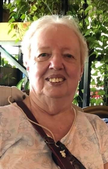 Obituary of Yvonne Caulett Holt