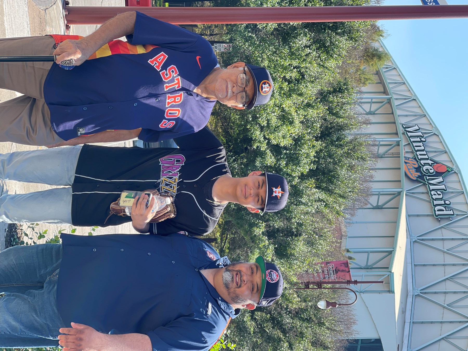 Obituary of Luis Flores