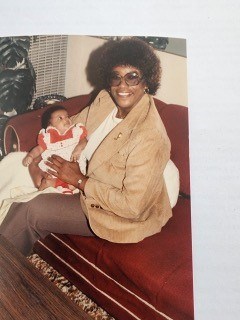 Obituary of Helen R Parker