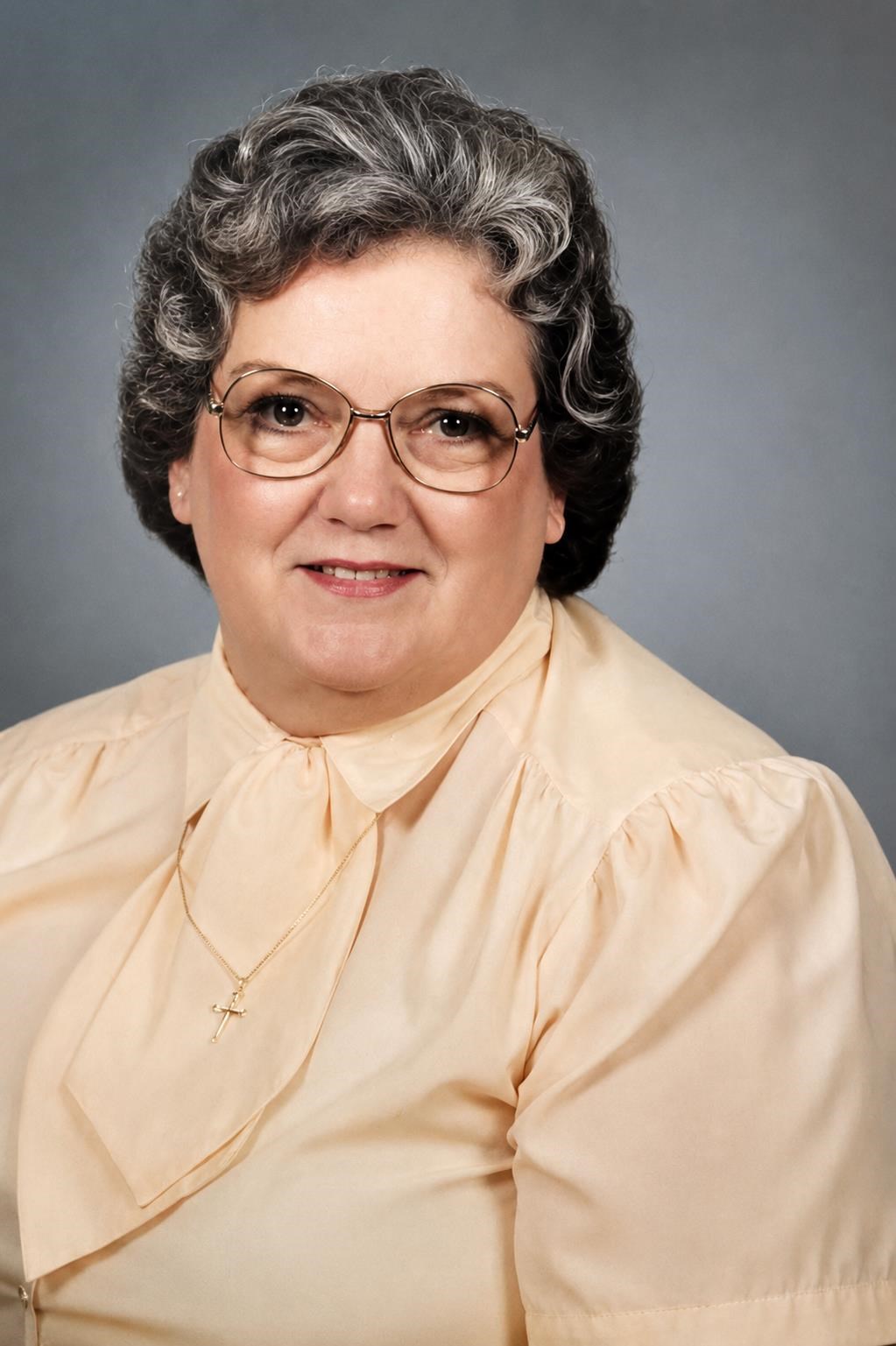 Obituary of Martha Gwendolyn (Gwen) Leach