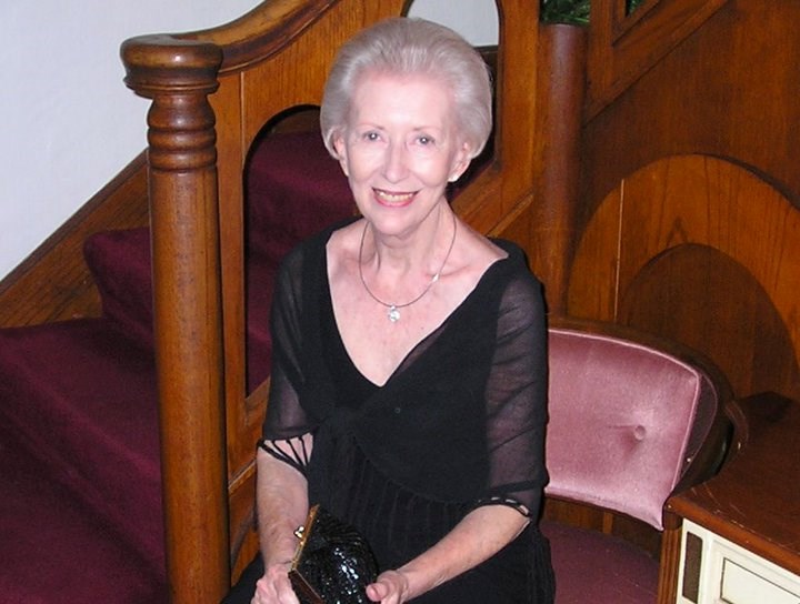 Obituary of Mary E Frederickson