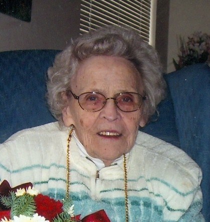 Obituary of Violet M Thompson