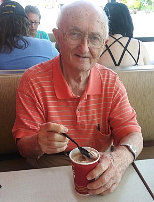 Avis de décès de Henry "Gene" Eugene Schmidt