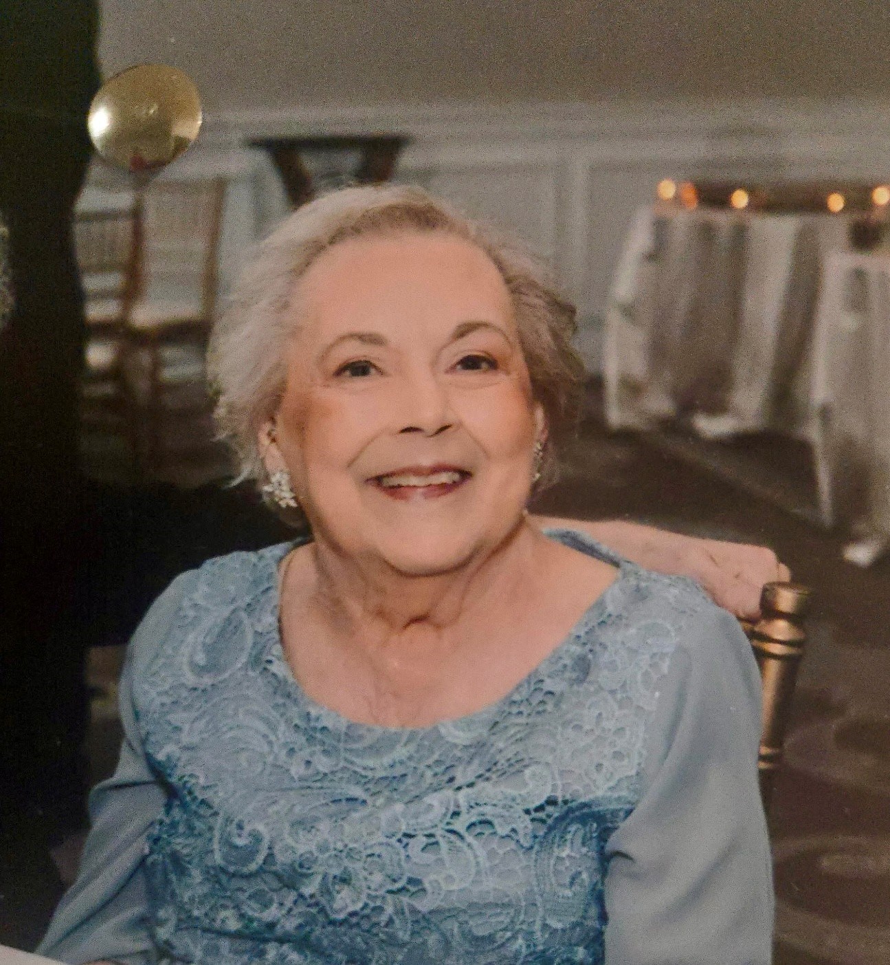Obituary of Emilyne Anding