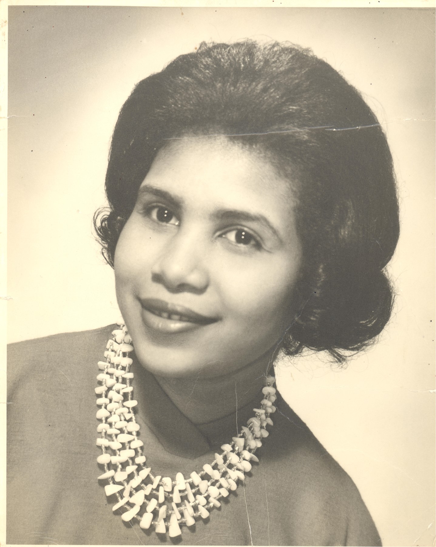 Obituary of Valda E. Roberts