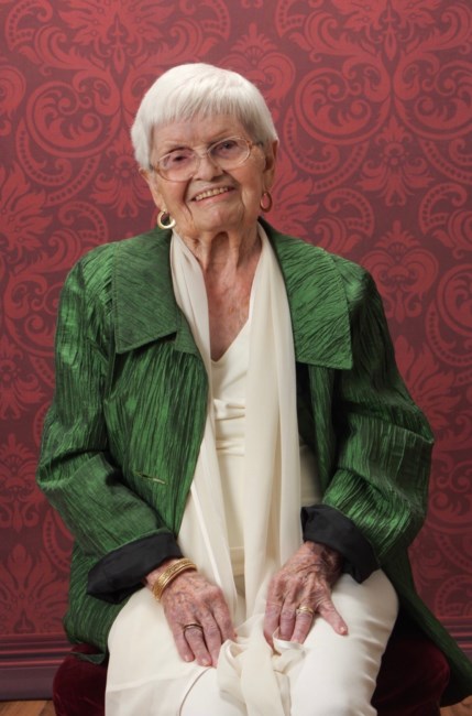 Obituary of Olive Margaret Kemp