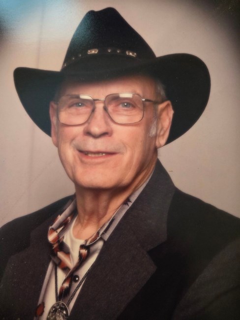 Obituario de Charles Leonard Moore