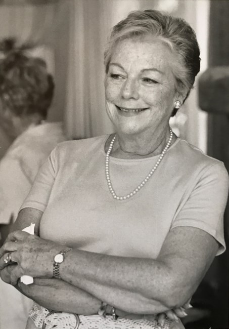 Obituario de Mrs. Charlee Taylor Burns