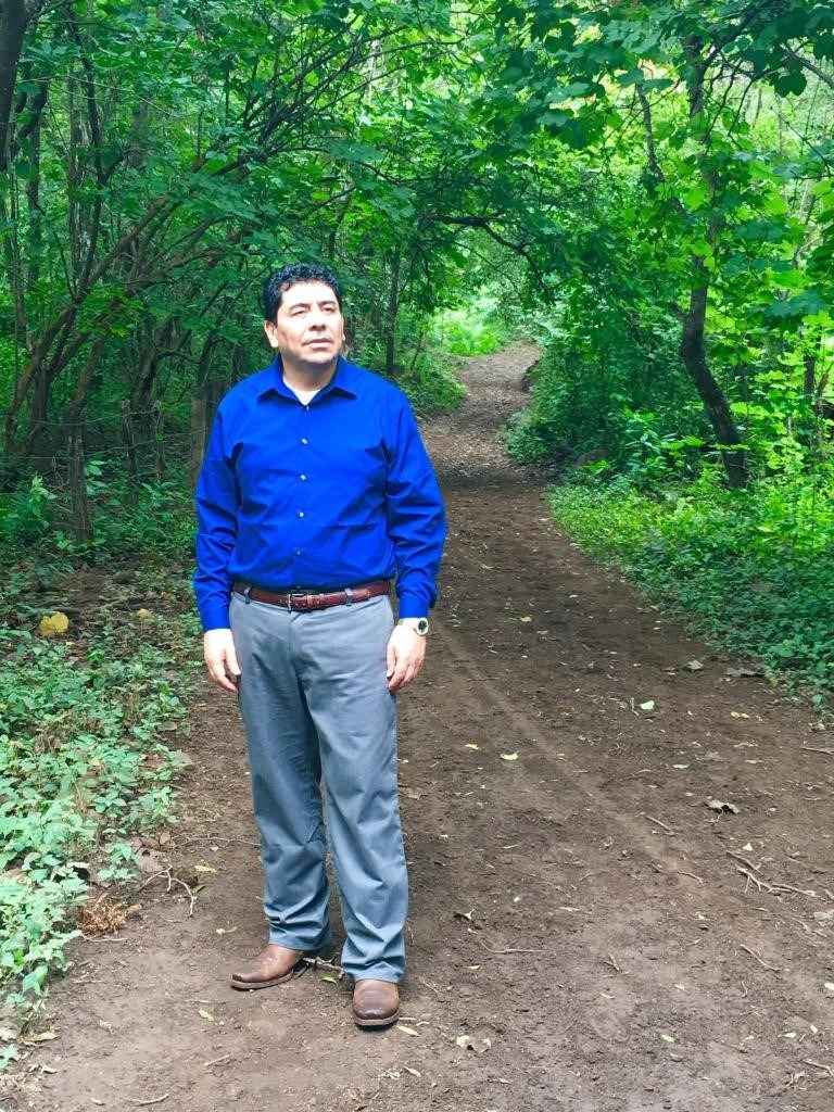 Obituario de Efren Armando Arauz Lopez