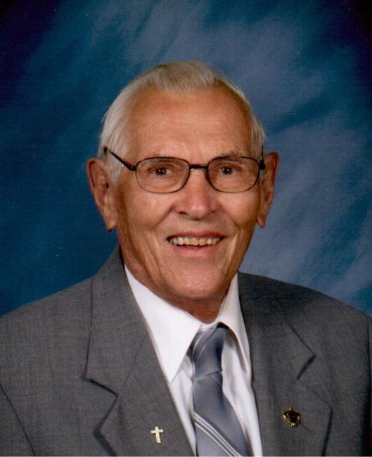 Obituary of William Hollash Sr.
