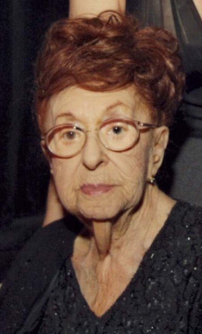 Avis de décès de Gertrude Lillian Petrova