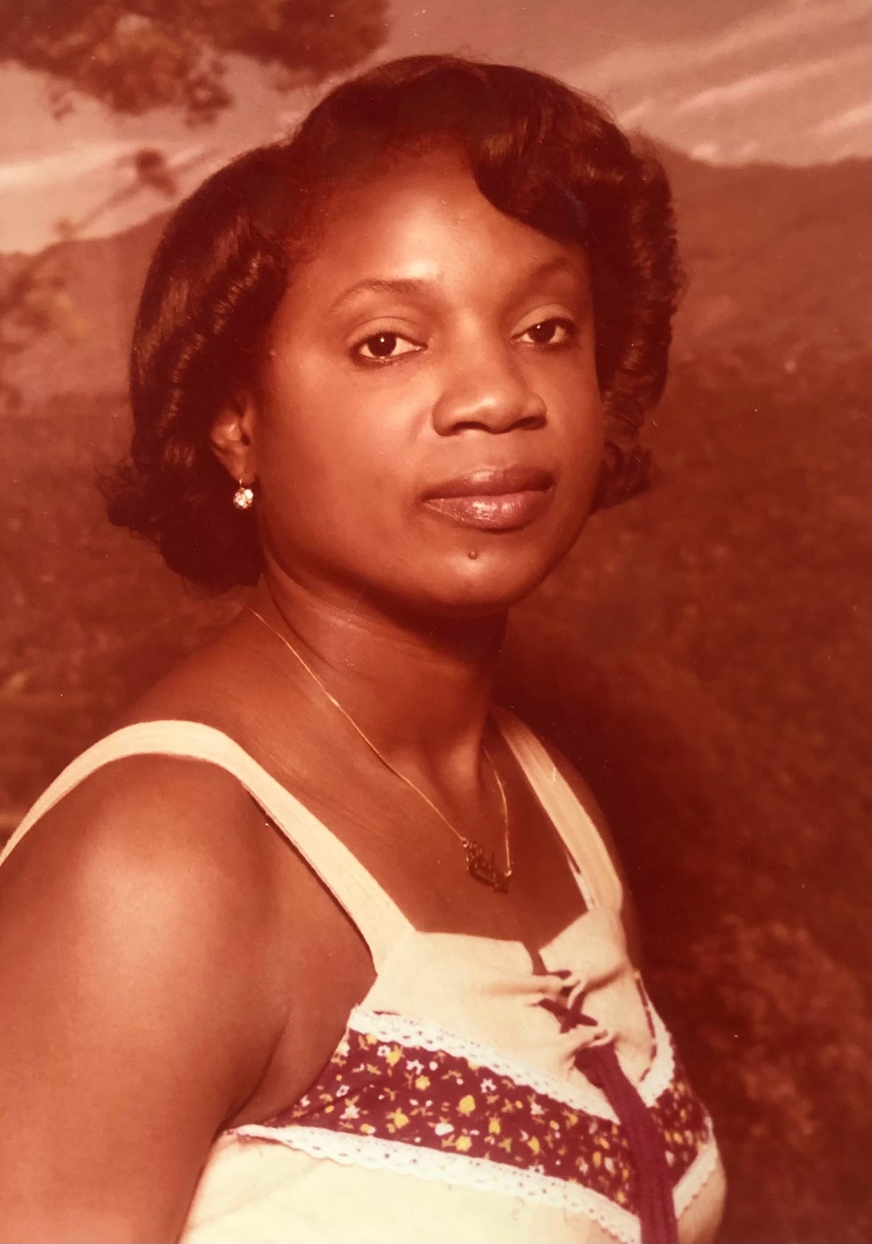 Obituary of Gladys M. Parinis