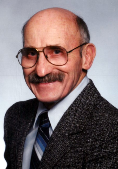 Obituario de Frank E. Kondik