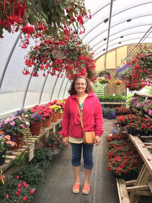 Obituary of Mary Elizabeth Ross