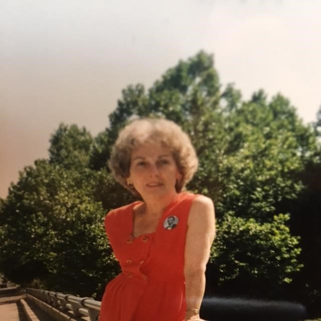 Obituary of Lorraine B Burt