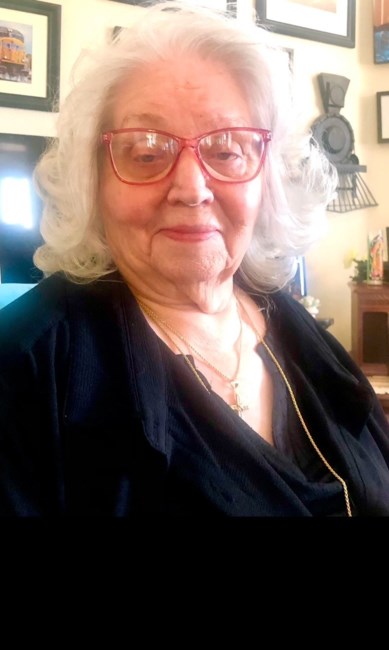 Obituary of Roslyn Winifred Spear