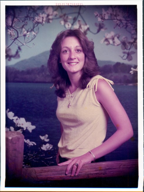 Obituary of Joyce Mary Santo