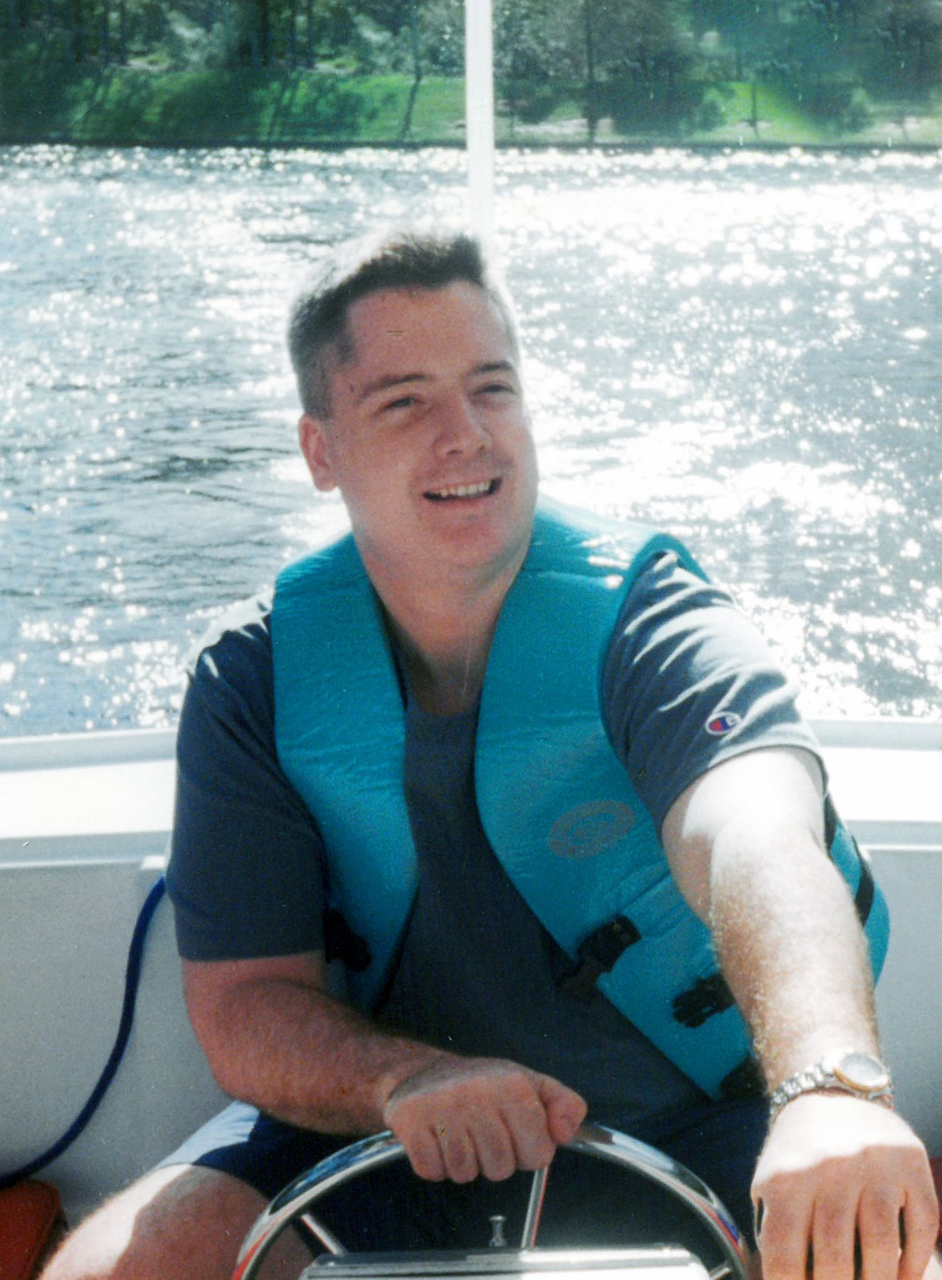 Avis de décès de Robert D. McKiernan